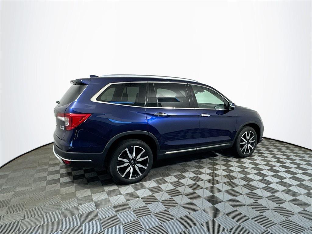 used 2022 Honda Pilot car, priced at $27,497