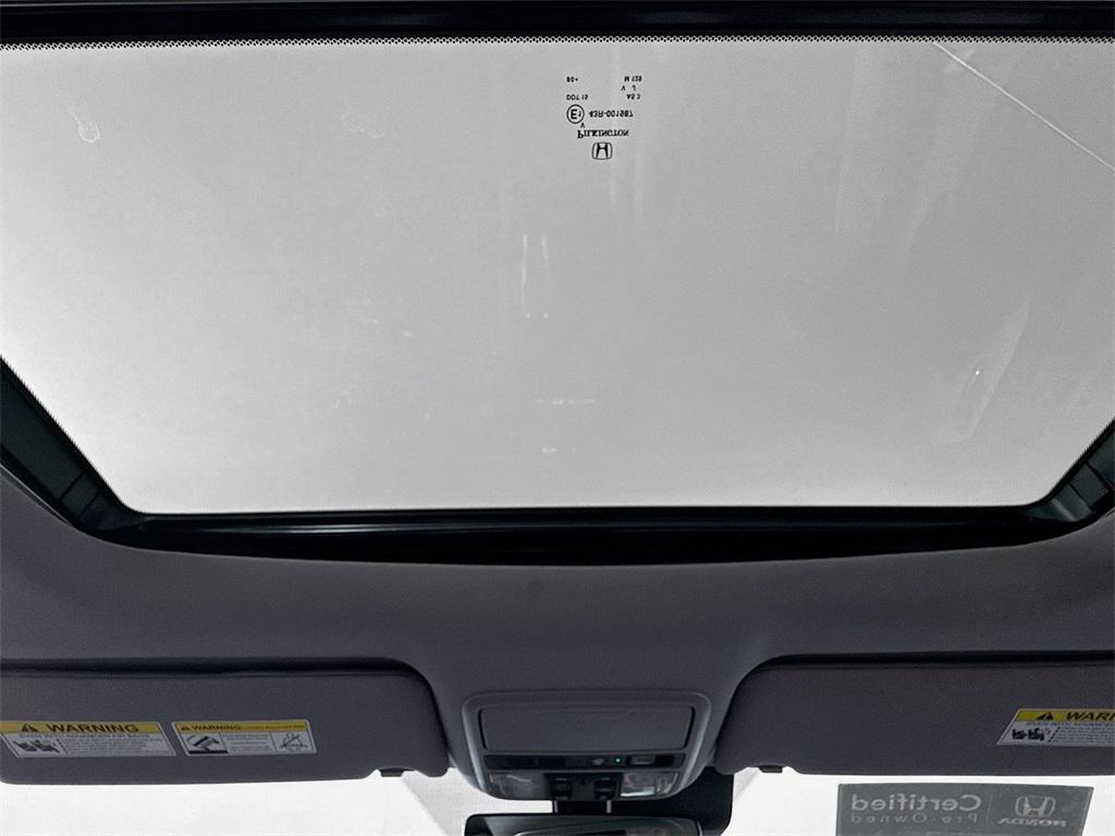 used 2022 Honda Pilot car, priced at $27,497