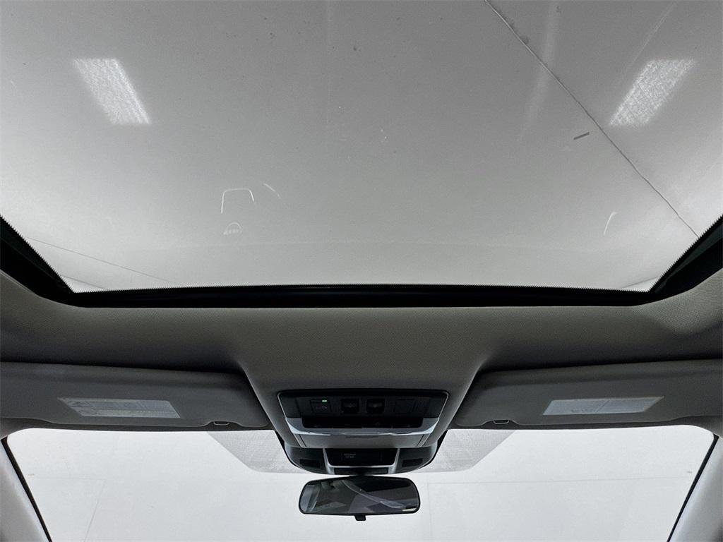 used 2022 Nissan Rogue car, priced at $17,997
