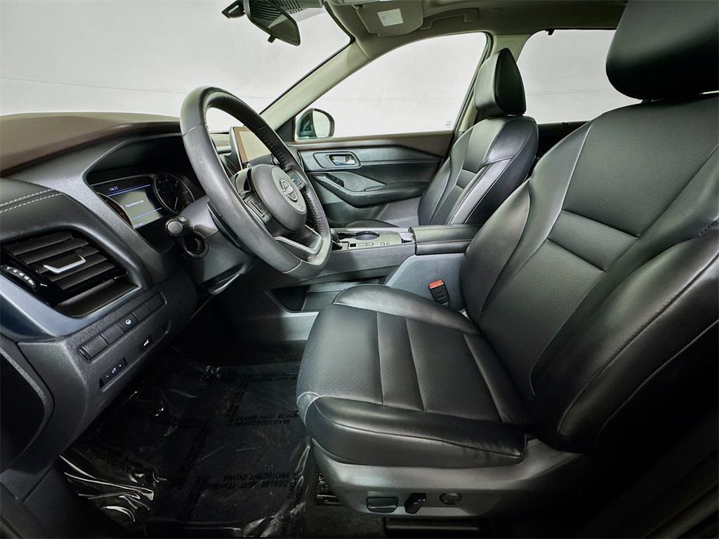 used 2022 Nissan Rogue car, priced at $17,997