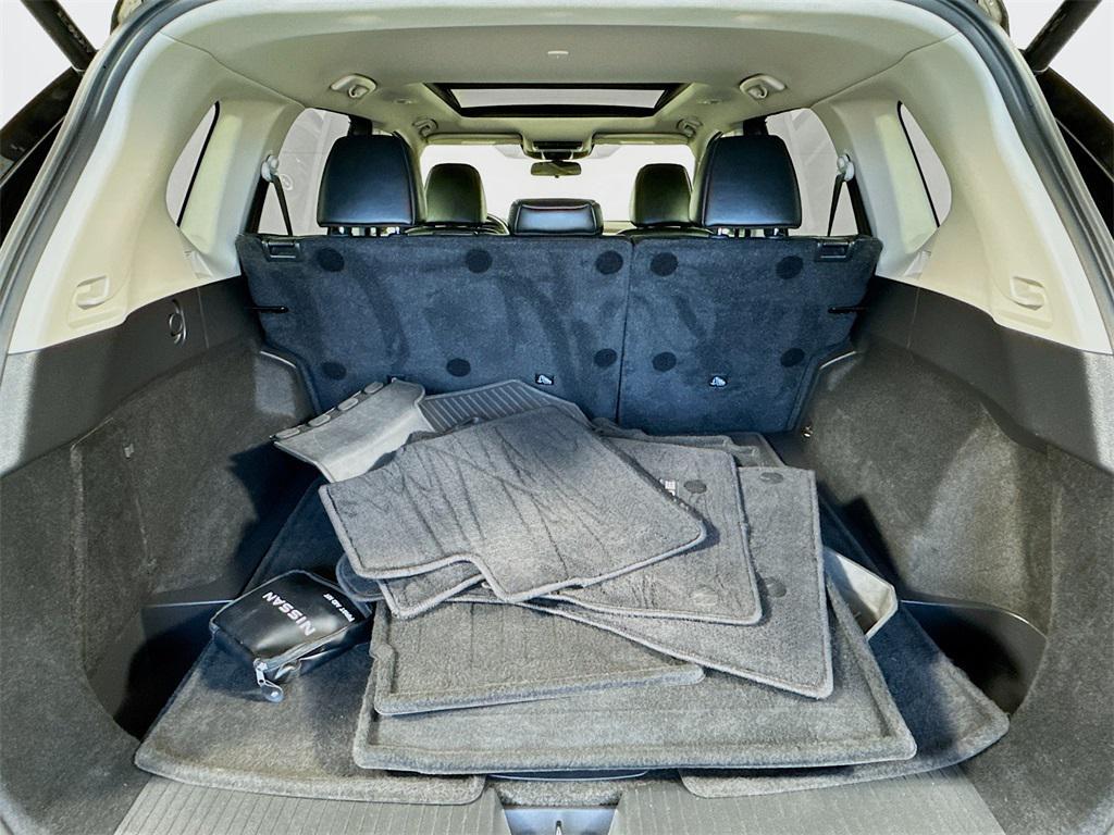 used 2022 Nissan Rogue car, priced at $17,997