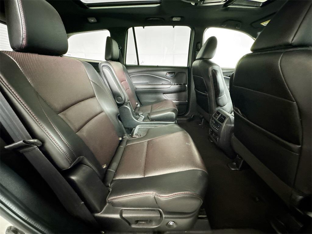 used 2021 Honda Pilot car, priced at $28,497