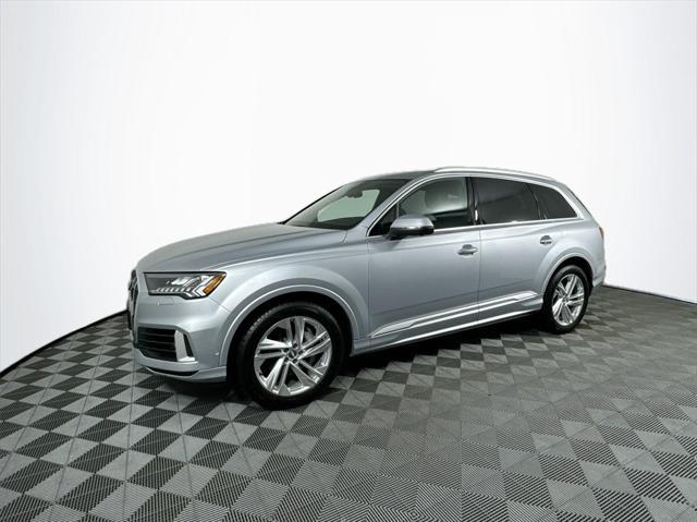 used 2020 Audi Q7 car, priced at $29,492