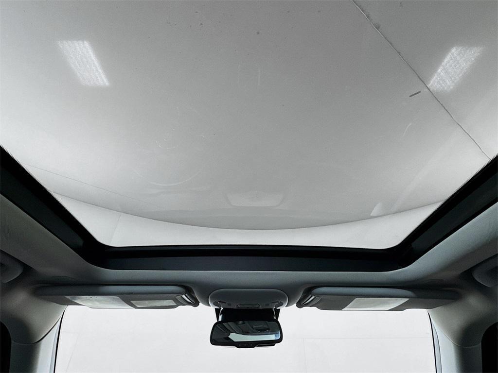 used 2021 Jeep Renegade car, priced at $18,997