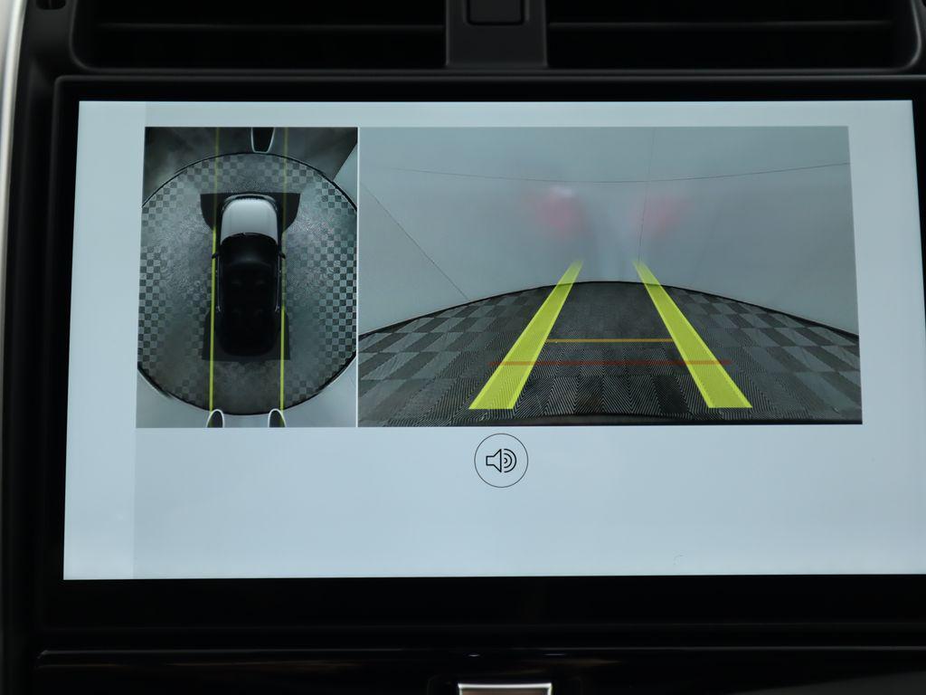 used 2024 Land Rover Discovery car, priced at $52,800