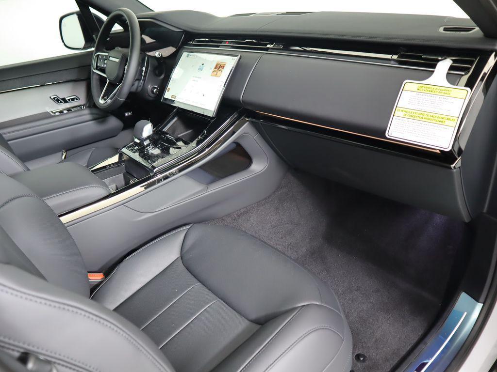 new 2025 Land Rover Range Rover Sport car, priced at $91,990