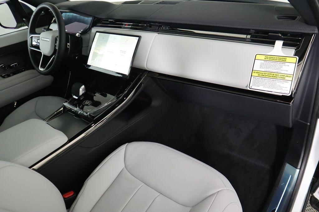 new 2025 Land Rover Range Rover Sport car, priced at $83,195