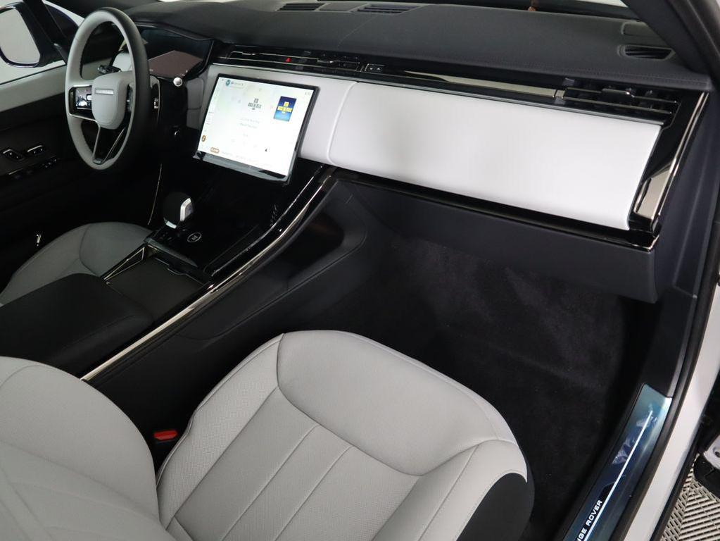 new 2025 Land Rover Range Rover Sport car, priced at $106,530