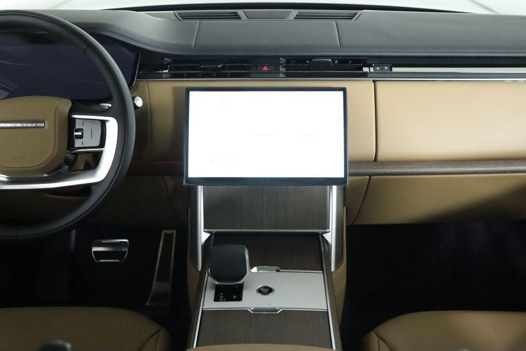 new 2025 Land Rover Range Rover car, priced at $146,705