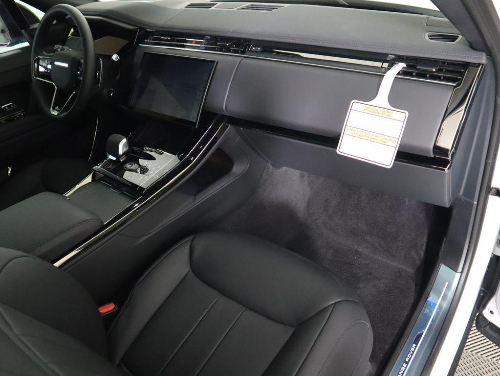 new 2025 Land Rover Range Rover Sport car, priced at $105,935