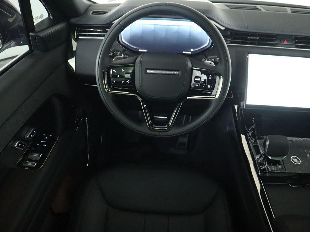 new 2025 Land Rover Range Rover Sport car, priced at $105,935
