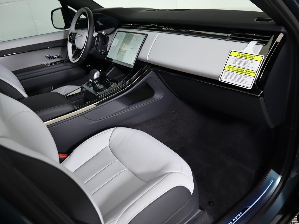new 2025 Land Rover Range Rover Sport car, priced at $100,105