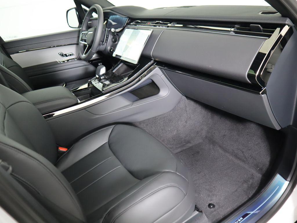 new 2025 Land Rover Range Rover Sport car, priced at $90,830