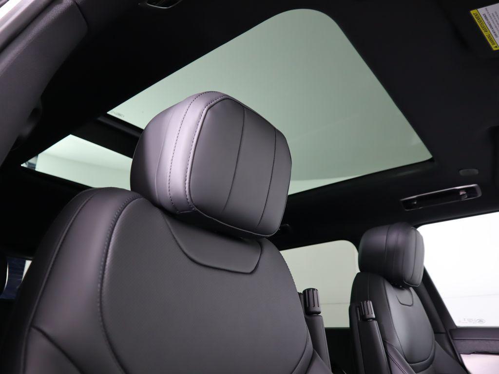 new 2025 Land Rover Range Rover Sport car, priced at $90,830