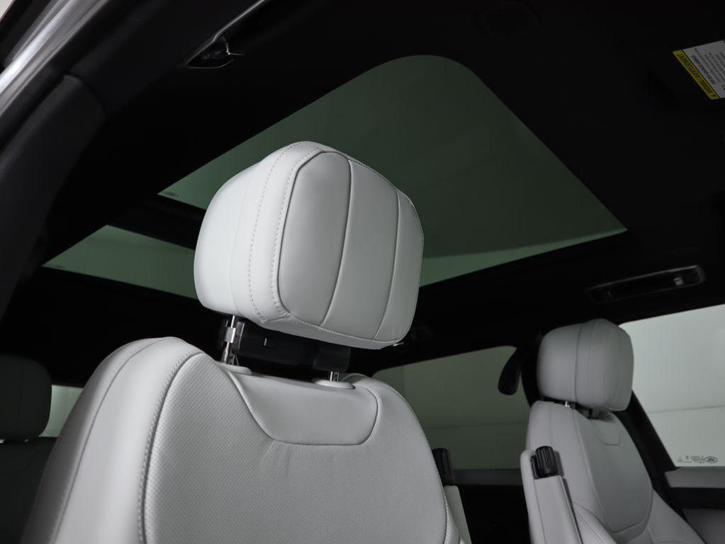 new 2025 Land Rover Range Rover Sport car, priced at $93,580