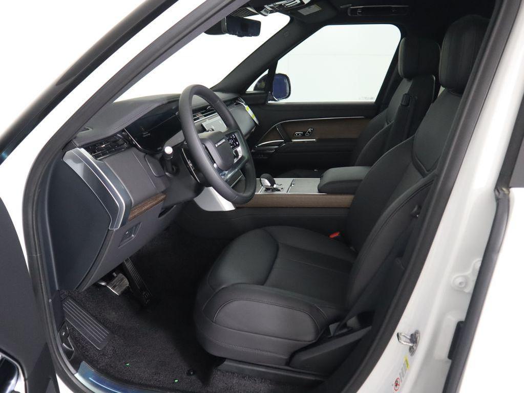 new 2025 Land Rover Range Rover car, priced at $154,735
