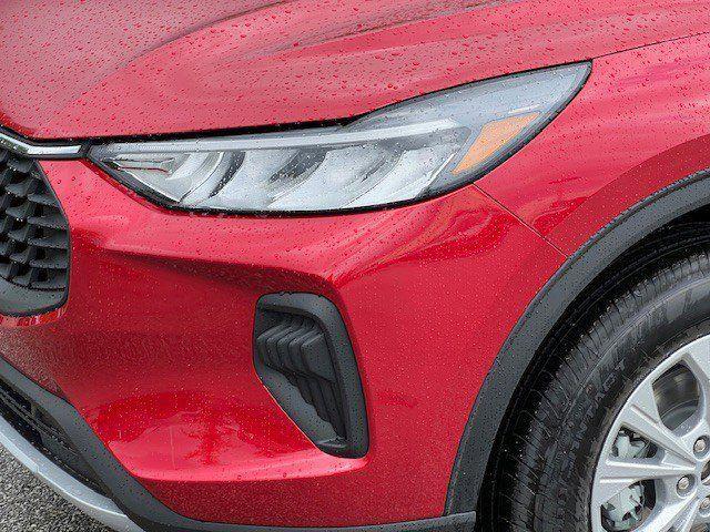 new 2025 Ford Escape car, priced at $29,638