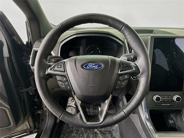 used 2022 Ford Edge car, priced at $29,500