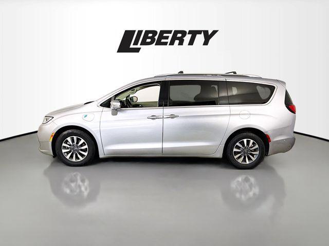 used 2021 Chrysler Pacifica Hybrid car, priced at $21,800