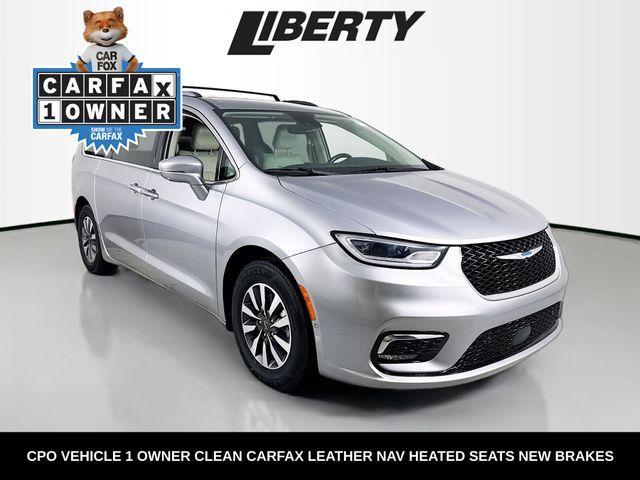 used 2021 Chrysler Pacifica Hybrid car, priced at $24,095