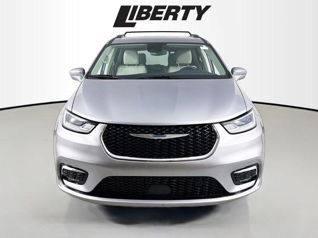 used 2021 Chrysler Pacifica Hybrid car, priced at $21,800