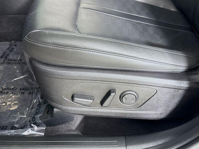 used 2024 Kia Sorento car, priced at $26,500