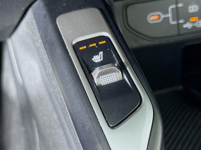 used 2024 Kia Sorento car, priced at $26,500