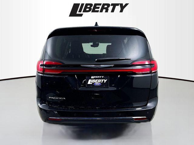 used 2023 Chrysler Pacifica car, priced at $25,500
