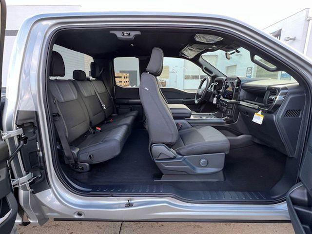 new 2025 Ford F-150 car, priced at $47,995