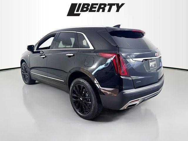 used 2022 Cadillac XT5 car, priced at $28,875