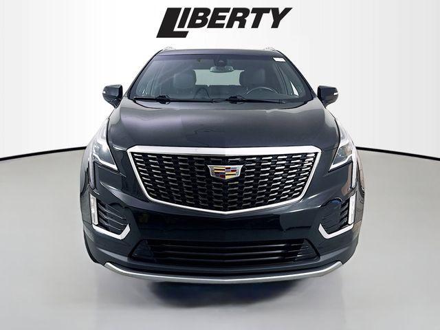 used 2022 Cadillac XT5 car, priced at $28,875