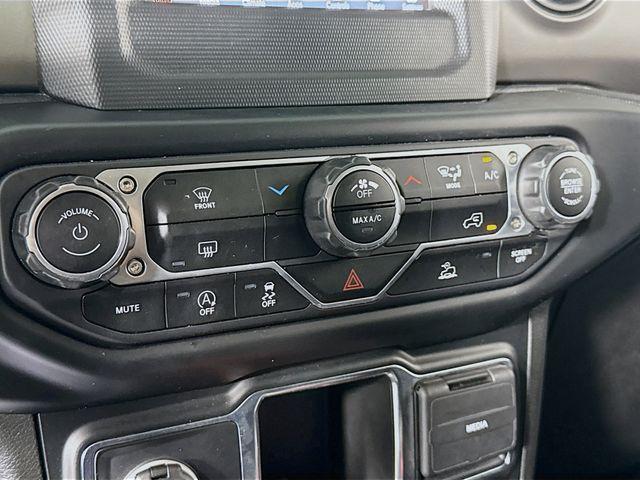 used 2022 Jeep Wrangler Unlimited car, priced at $31,708