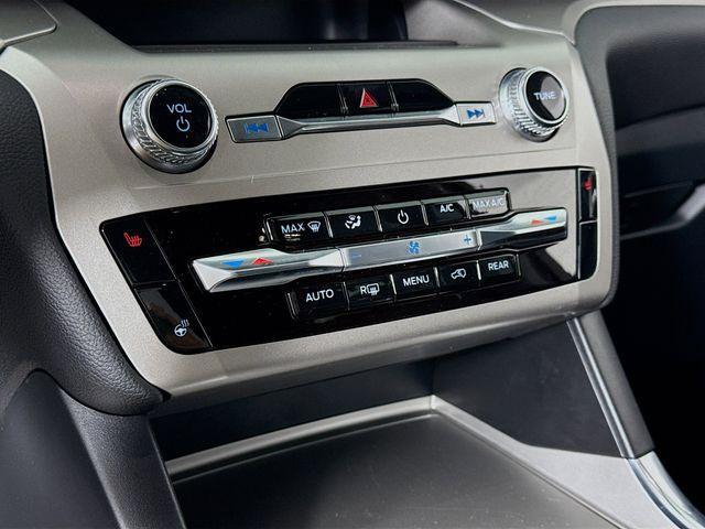 used 2022 Ford Explorer car, priced at $35,700