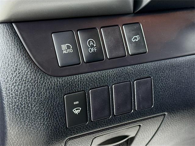used 2018 Toyota Highlander car