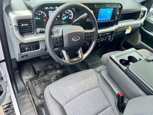 new 2025 Ford F-250 car, priced at $61,389