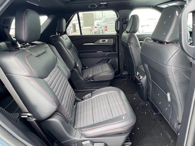 new 2025 Ford Explorer car, priced at $49,542
