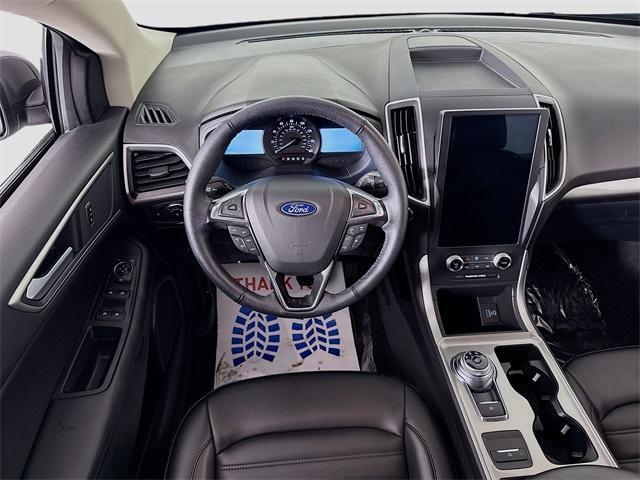 used 2024 Ford Edge car