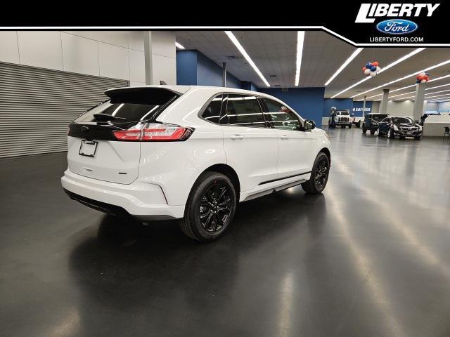 new 2024 Ford Edge car, priced at $33,833