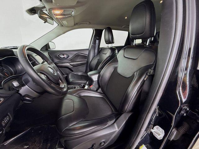 used 2019 Jeep Cherokee car, priced at $13,157