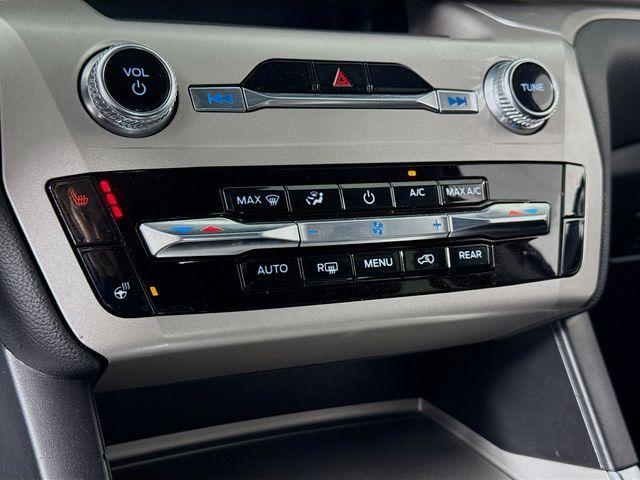 used 2023 Ford Explorer car, priced at $29,600