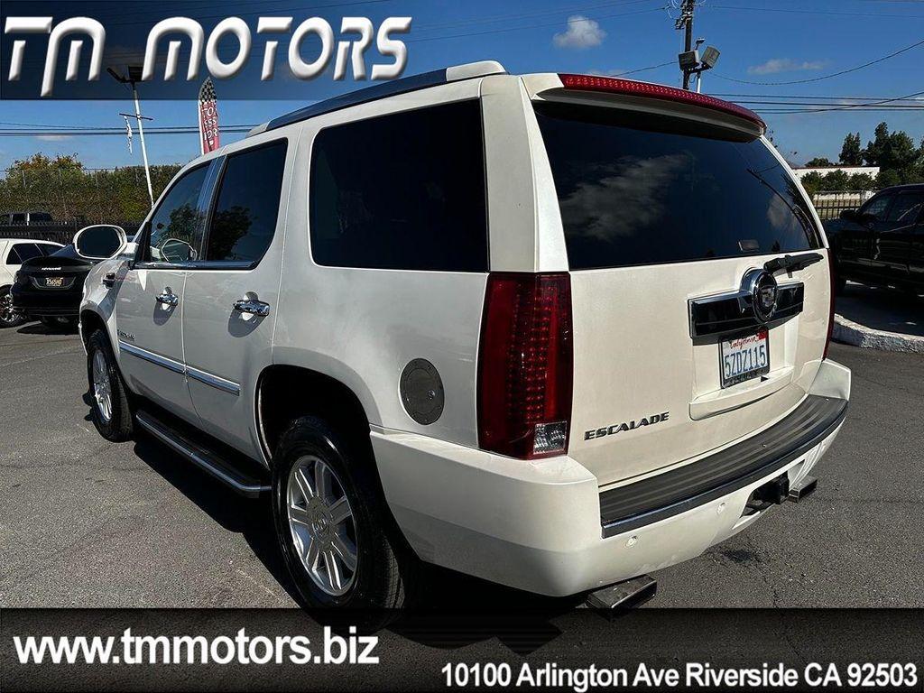 used 2007 Cadillac Escalade car, priced at $8,490