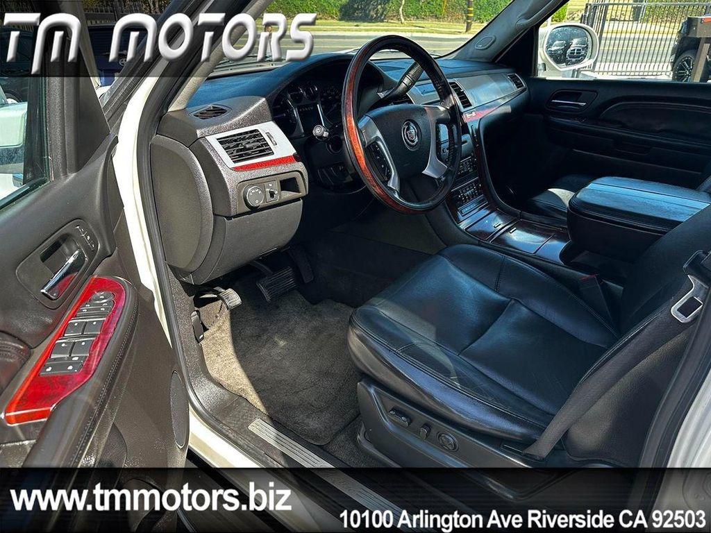 used 2007 Cadillac Escalade car, priced at $8,490