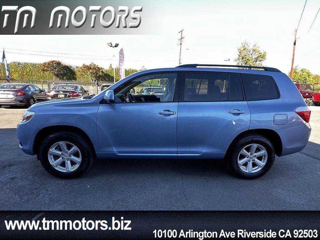 used 2008 Toyota Highlander car, priced at $8,690