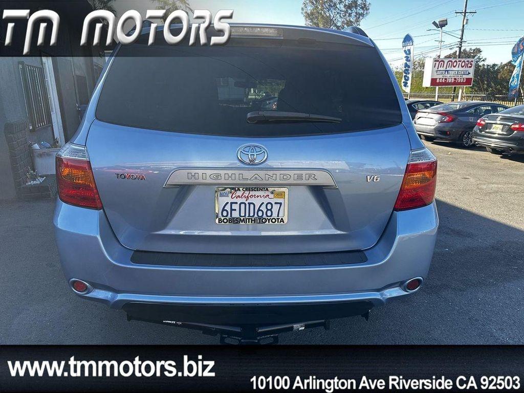 used 2008 Toyota Highlander car, priced at $8,690