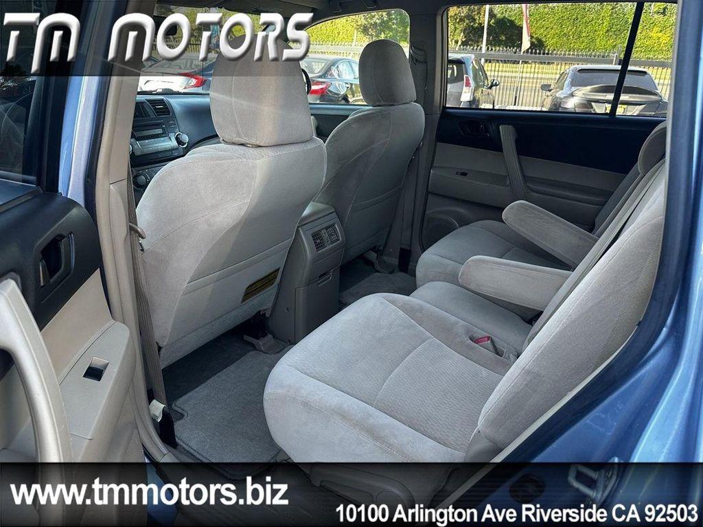 used 2008 Toyota Highlander car, priced at $8,690