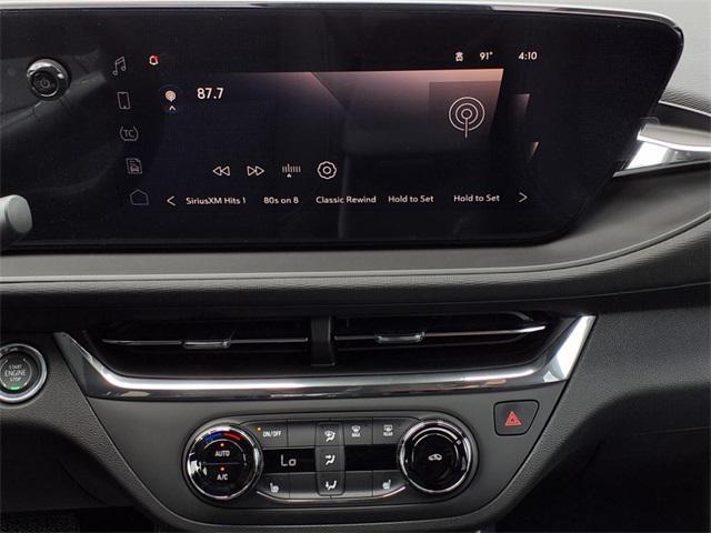 new 2025 Buick Envista car, priced at $27,309