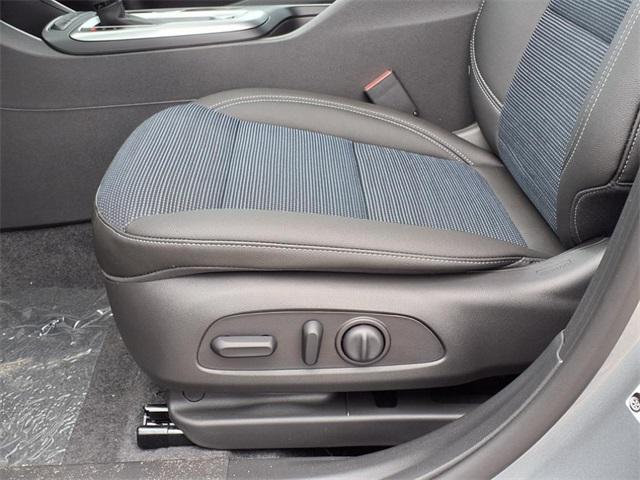 new 2025 Buick Envista car, priced at $27,309