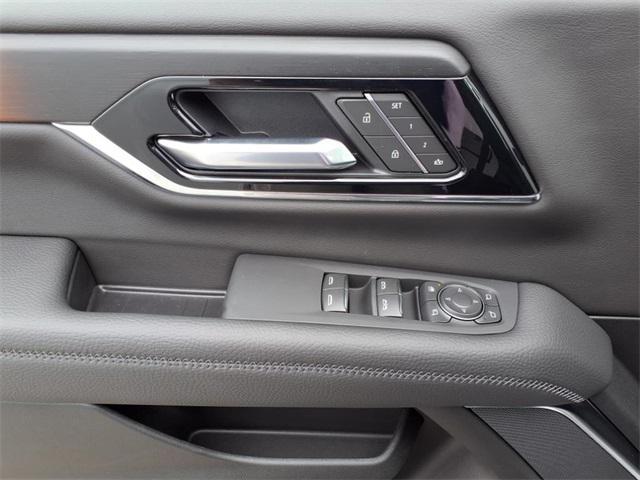 new 2025 GMC Yukon XL car, priced at $95,574