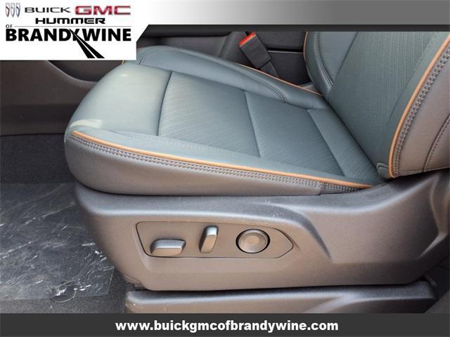 new 2025 GMC Yukon car, priced at $86,879