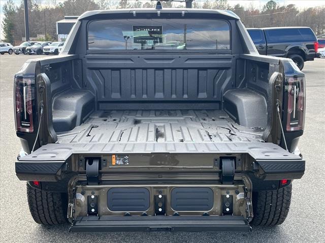 new 2025 GMC HUMMER EV car